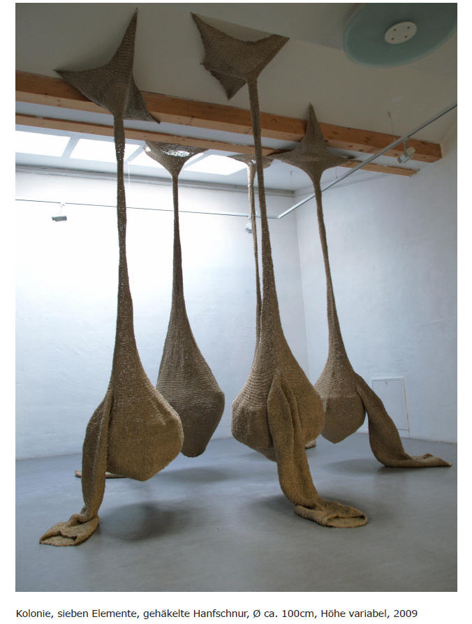 Anna Handick Installation - Preistr�gerin Winner Young Art Award < 33 ART FORUM UTE BARTH Zurich